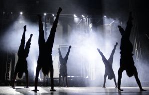Артисты во время репетиции