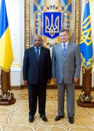 Mario Saraiva Ngwenya and Viktor Yanukovich