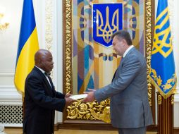 Bernar Tano-Buchue and Viktor Yanukovich