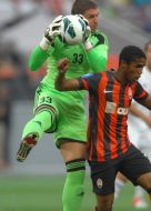 Dmitry Babenko and Alex Teixeira