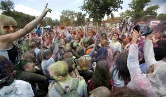 Participants of the colors festival