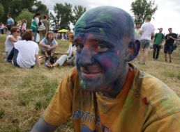 Participant of the colors festival