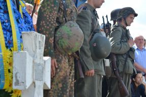 Перезахоронение останков погибших под Бродами