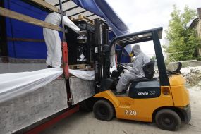 Removal of of dangerous chlorinated wastes
