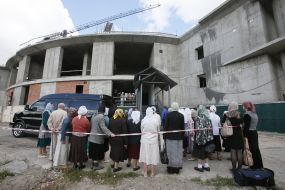 The participants of the consecration of the temple