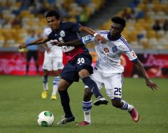 Lukman Haruna and Farley Vieira Rosa