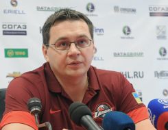 Андрій Назаров