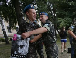 Військовослужбовці  95-ї окремої аеромобільної бригади