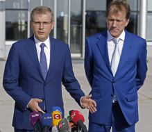 Aleksandr Vilkul and Ravil Safiullin