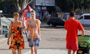 Aleksandra Popova and Alla Gudz