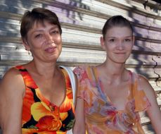 Aleksandra Popova and Alla Gudz