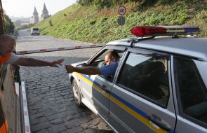 The driver pays for travel