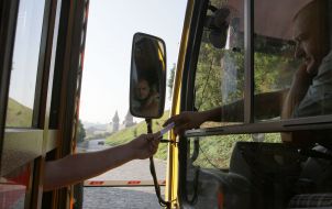 The driver pays for travel