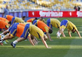 Players of the national team of Ukraine on football