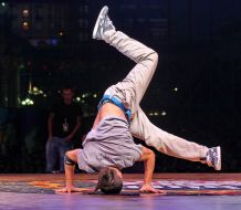 Чемпионат мира по брейкдансу Burn Battle School 2013