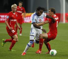 Dieudonne "Dieumerci" Mbokani  and Marin Ljubicic