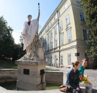 Скульптура Адониса