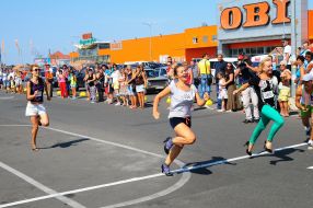 Participants of the "Race on heels"