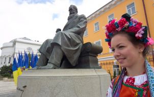 Памятник Михаилу Грушевскому