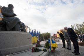 Владимир Рыбак, Александр Попов и Николай Азаров