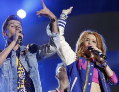 The group "Glass and Time"