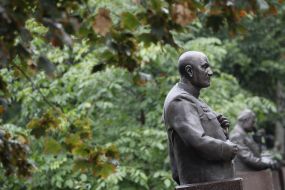 Monument to Aleksandr Mikulin