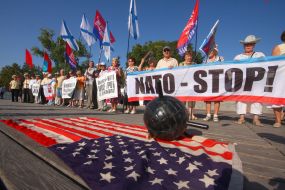 Протест проти заходу кораблів НАТО в Севастополь