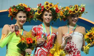 Anna Rizatdinova, Yana Kudryavtseva and Melitina Stanyuta
