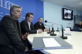 Sergey Monastyrskiy, Aleksandr Vyunik and Viktor Domagalskiy