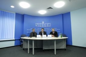 Sergey Monastyrskiy, Aleksandr Vyunik and Viktor Domagalskiy