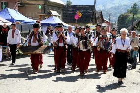 Participants of the festival "Hutsul cheese"