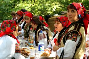 Participants of the festival "Hutsul cheese"