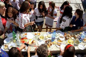 Participants of the festival "Hutsul cheese"