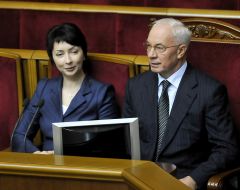 Nikolay Azarov and Yelena Lukash 