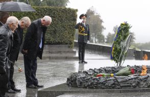 Vladimir Rybak and Nikolay Azarov
