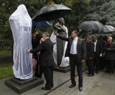 Busts of Sidor Kovpaka and Alexey Fedorov