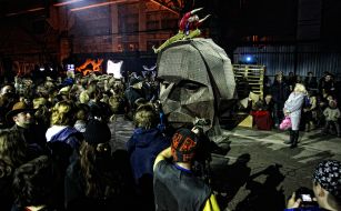 Перфоманс  LA PORTE D'OR