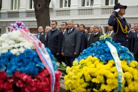 Vladimir Kolokoltsev and Vitaliy Zakharchenko