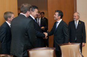 Viktor Yanukovіch and Anders Fogh Rasmussen