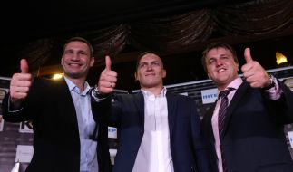 Vitali Klitschko, Aleksandr Usik and Aleksandr  Krasiuk