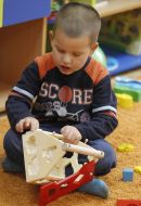 Мальчик в детском саду