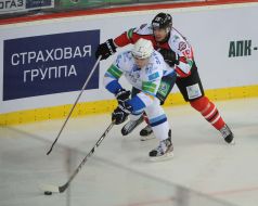 Игровой момент матча