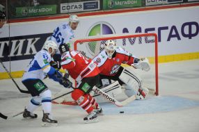 Игровой момент матча