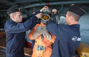 Члени команди рятувального судна Чорноморського флоту "ЕПРОН"