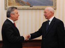 Karel De Gucht and Nikolay Azarov