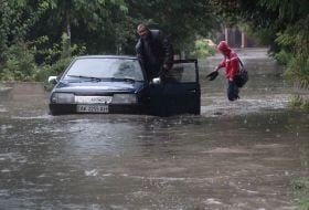 Затопленная дорога