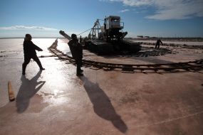 Mining of of sea salt