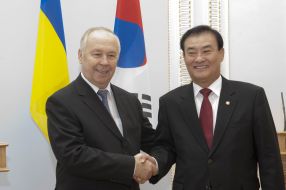 Vladimir Ribak and Kang Chang Hee