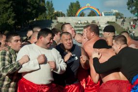 Racing "Bench on the bench"