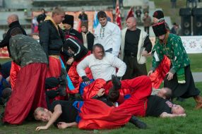 Racing "Bench on the bench"